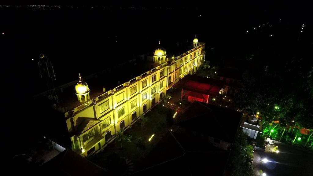 Jal Mahal Resort And Spa Mysuru Zewnętrze zdjęcie